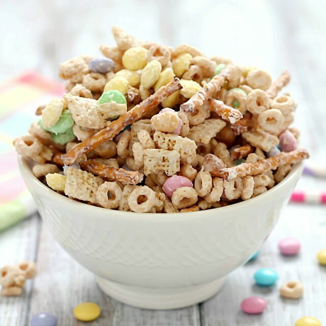 delicious easter bunny bait trail mix recipe